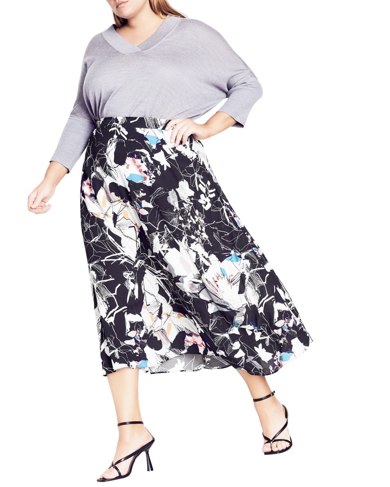 Plus size model wearing  by Refinity | Dia&Co | dia_product_style_image_id:185110